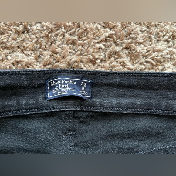 Abercrombie & Fitch Simone High Rise Ankle - Picture 9 of 10